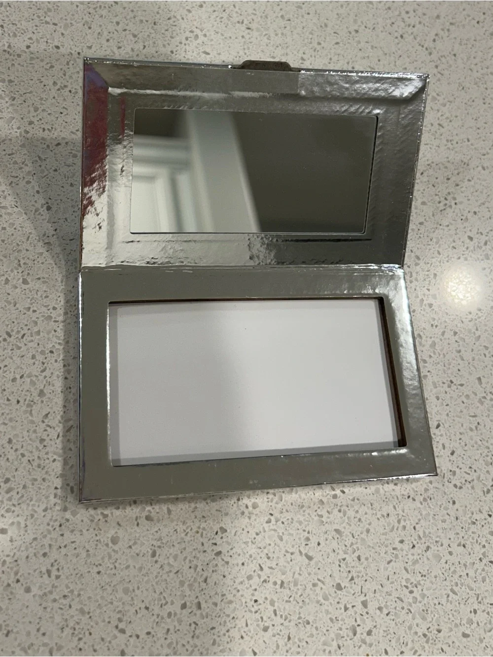 Seint IIID Makeup Palette Silver Magnetic Compact Case with Mirror 5x3 Retired
